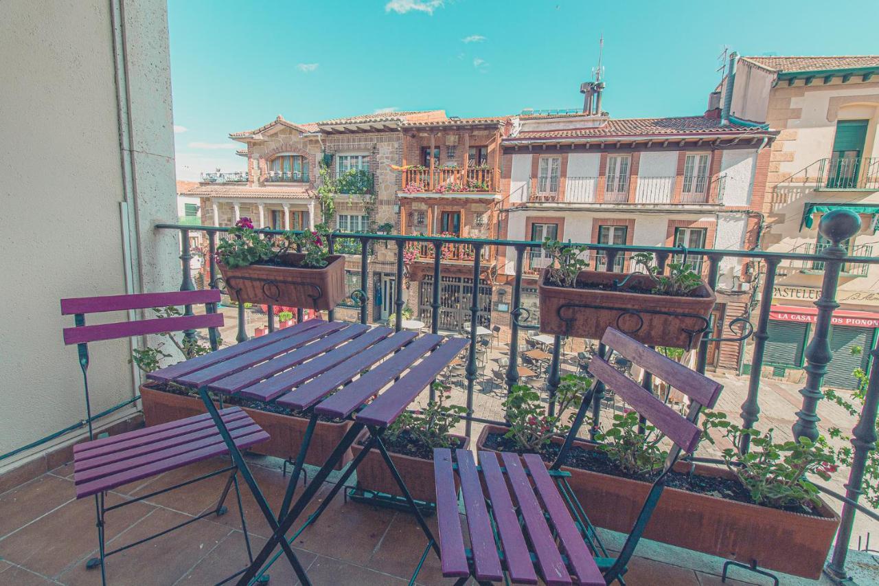 Hotel La Munequilla Miraflores de la Sierra Exteriör bild